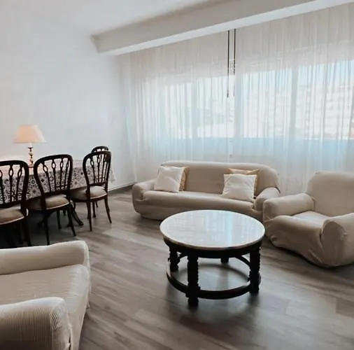 Piso Playa Robustiano * בוירו